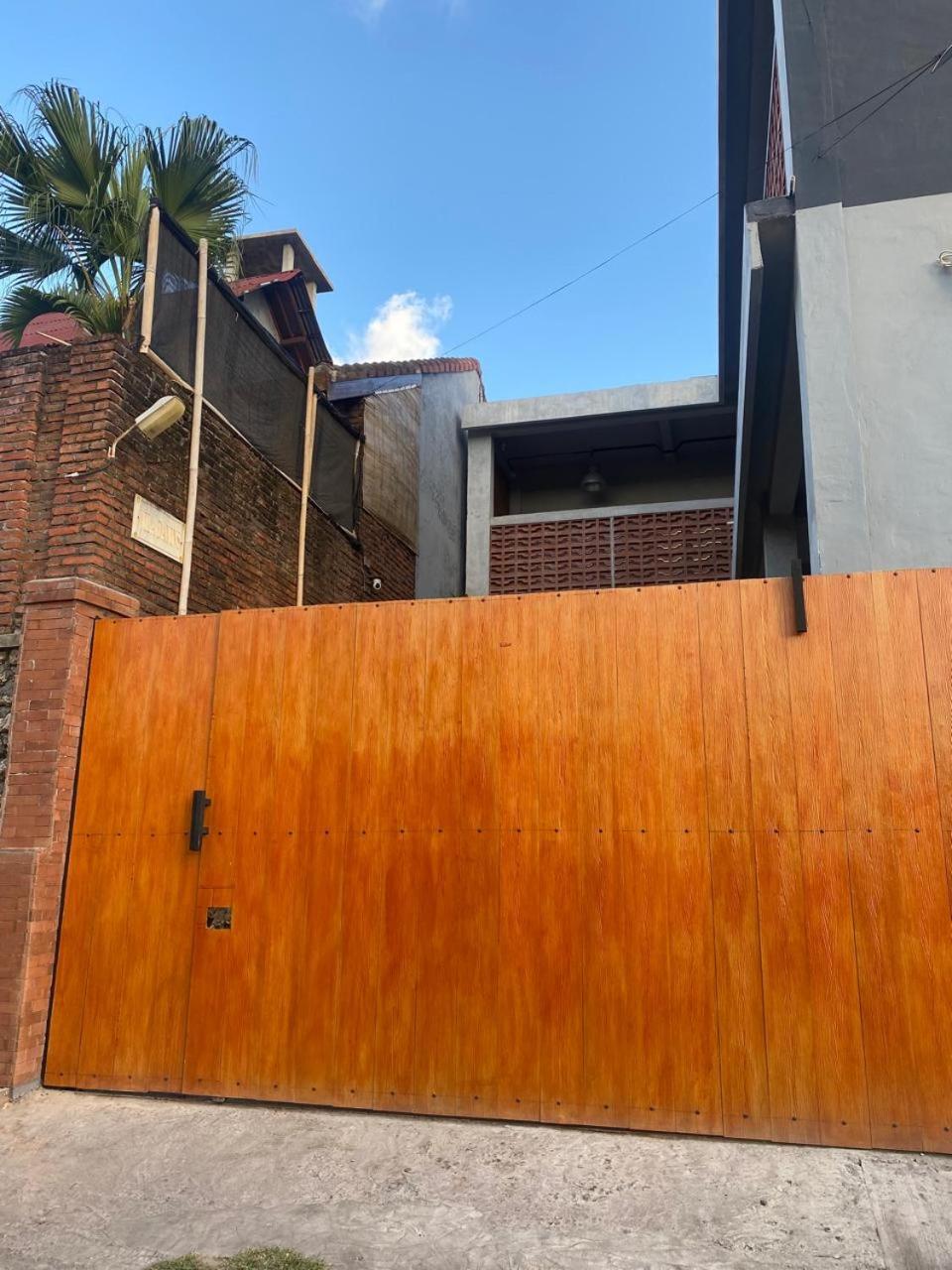 Br Bed N Bfast Bed and Breakfast Uluwatu Εξωτερικό φωτογραφία